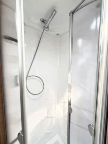 Fahrzeugbild Fendt Bianco Activ 560 SKM/2.000 kg/City Wasser/TV-Hal #9