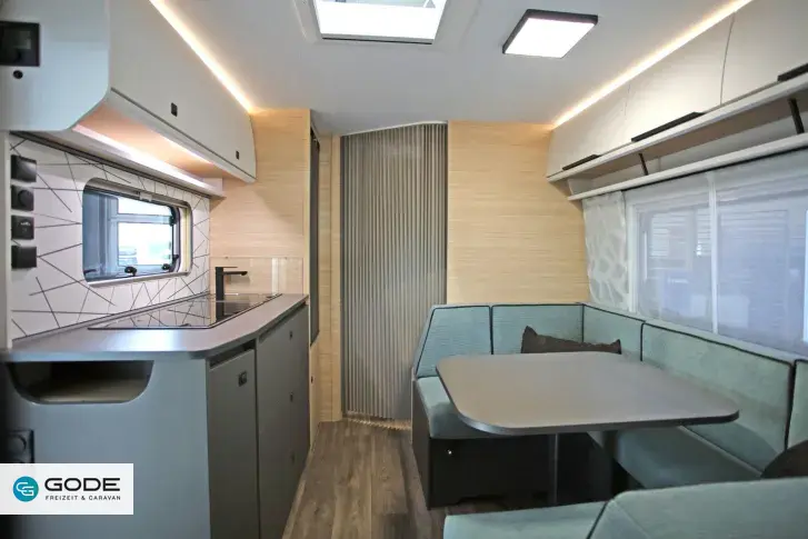 Fahrzeugbild Fendt Apero Activ 560 SKM/2.000 kg #20