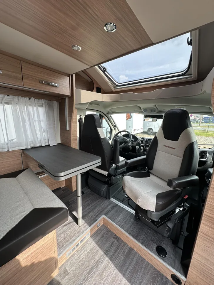 Fahrzeugbild Weinsberg CaraSuite EDITION SPICY 650 MEG #8
