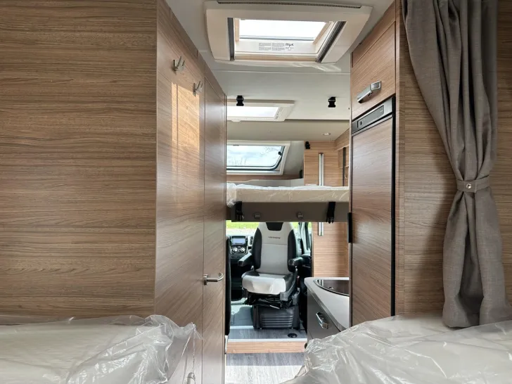 Fahrzeugbild Weinsberg CaraSuite EDITION SPICY 650 MEG #16