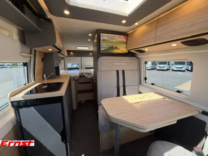 Fahrzeugbild Malibu Van First Class - Two Rooms 640 LE RB charming GT skyview #10