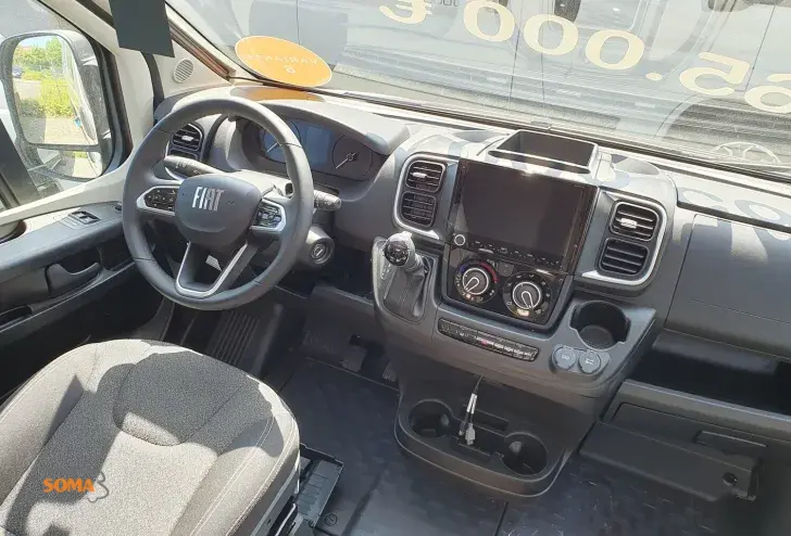 Fahrzeugbild LMC Innovan 640 - SOMA Van Edition #7