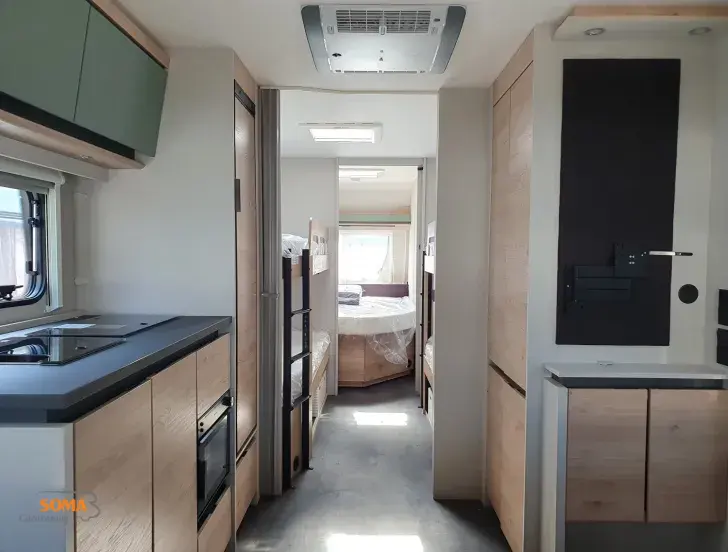 Fahrzeugbild Dethleffs Camper 730 FKR Family snow 2 Etagenb. f.4 Kinder #7