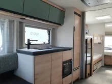 Fahrzeugbild Dethleffs Camper 730 FKR Family snow 2 Etagenb. f.4 Kinder #9