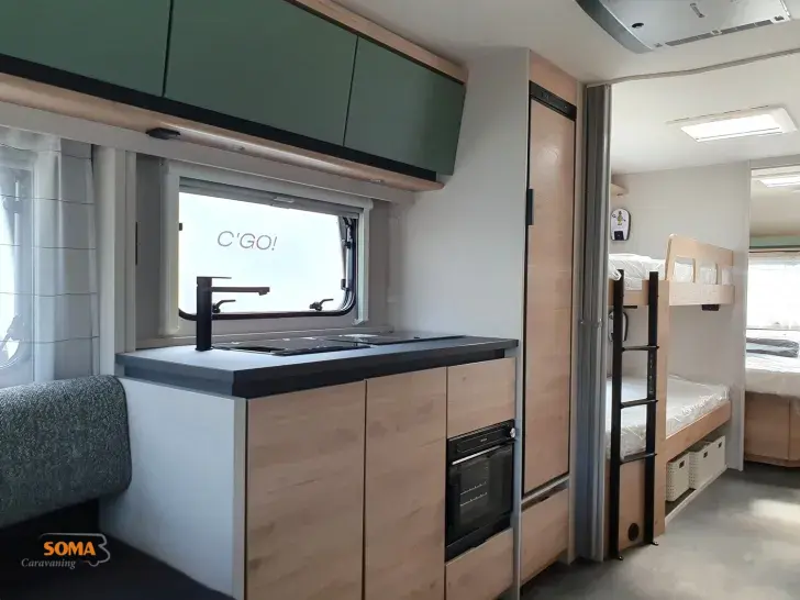 Fahrzeugbild Dethleffs Camper 730 FKR Family snow 2 Etagenb. f.4 Kinder #9