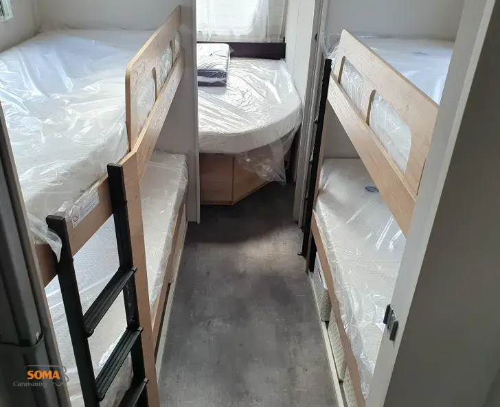 Fahrzeugbild Dethleffs Camper 730 FKR Family snow 2 Etagenb. f.4 Kinder #10