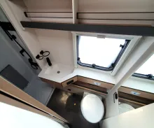 Fahrzeugbild Dethleffs Camper 730 FKR Family snow 2 Etagenb. f.4 Kinder #15