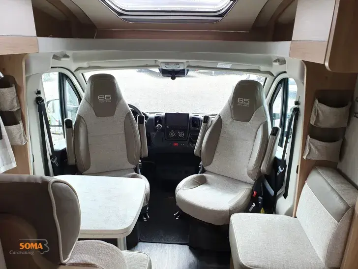 Fahrzeugbild LMC Breezer V 643 G 2021 / 65 JAHRE SONDERMODELL #14