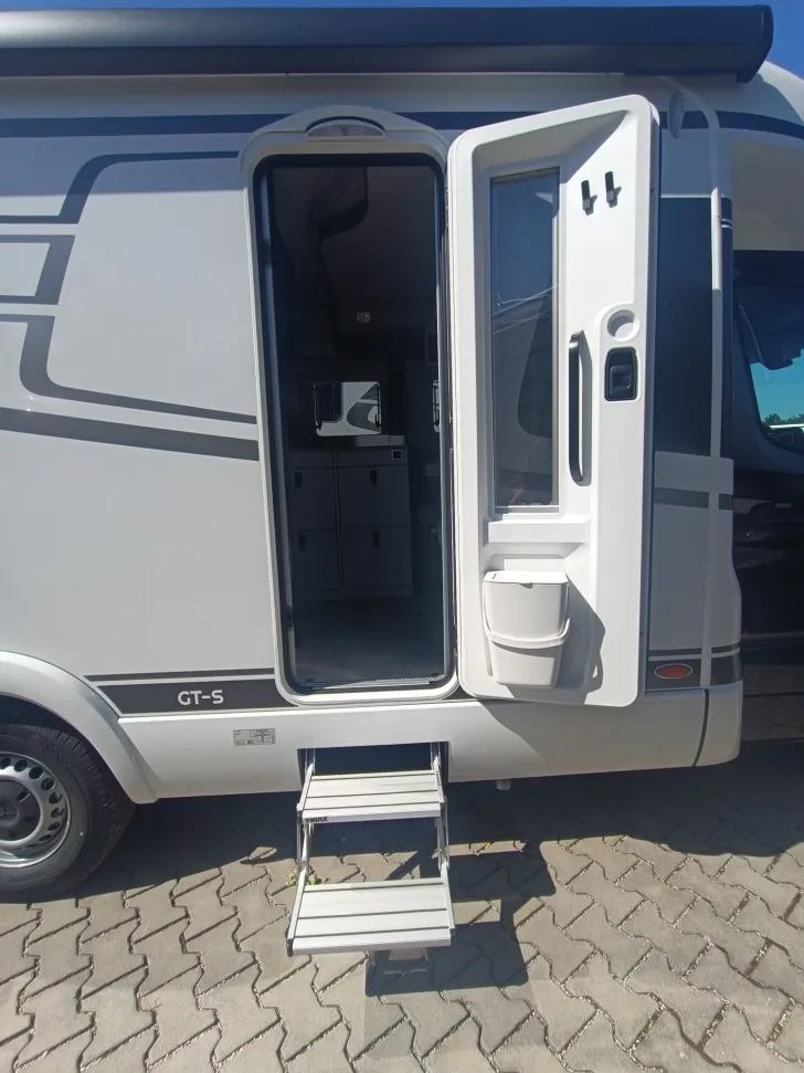 Fahrzeugbild Hymer GT-S 685 Hubbett #28