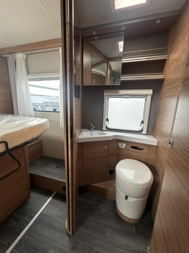 Fahrzeugbild Weinsberg CaraSuite 700 DX #19