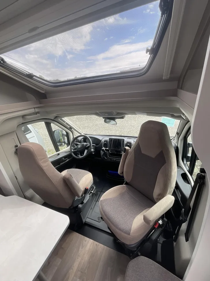 Fahrzeugbild Carado T 338 180 PS, Automatik #7