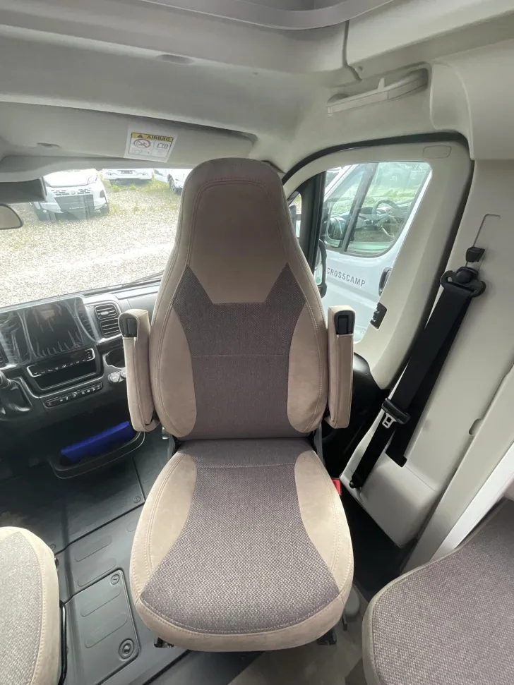 Fahrzeugbild Carado T 338 180 PS, Automatik #13