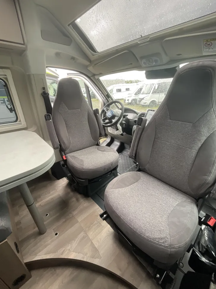 Fahrzeugbild Carado pro+ CV 640 #12