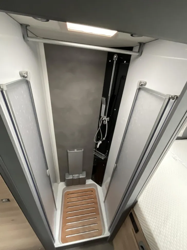 Fahrzeugbild Dethleffs XL A 7872-2 Solar, Dachklima, Sat #12