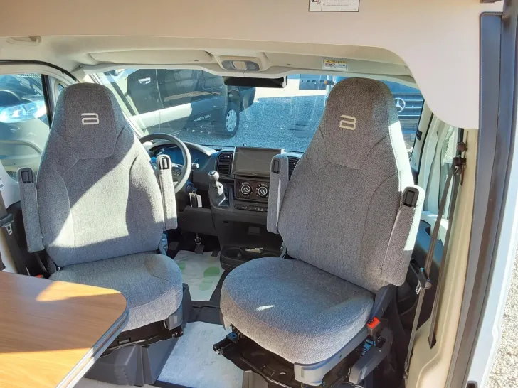 Fahrzeugbild Bürstner Papillon PC 6.0 Schlafdach, Dieselh., Gasfrei ! #12
