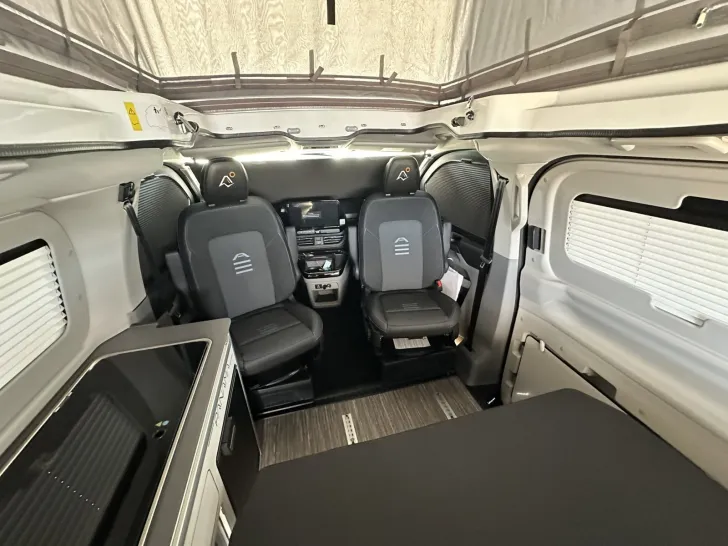 Fahrzeugbild Panama PEAK 10 + Active 4x4 GJR Living SCA Dach Verdunk. #22