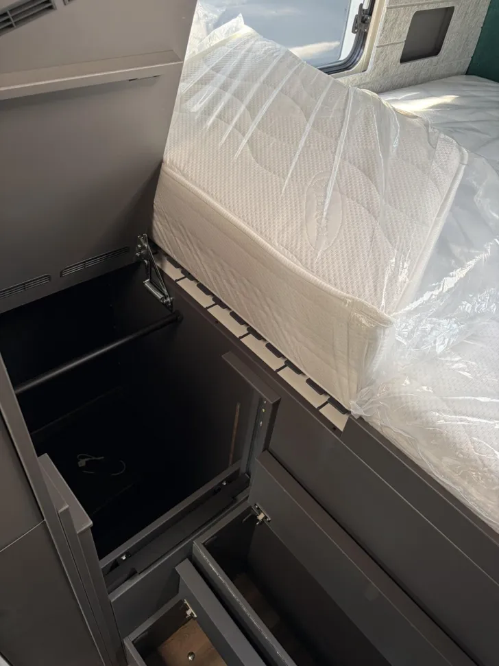 Fahrzeugbild Niesmann + Bischoff iSmove 6.9 E #17