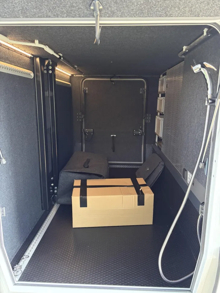 Fahrzeugbild Niesmann + Bischoff iSmove 6.9 E #25