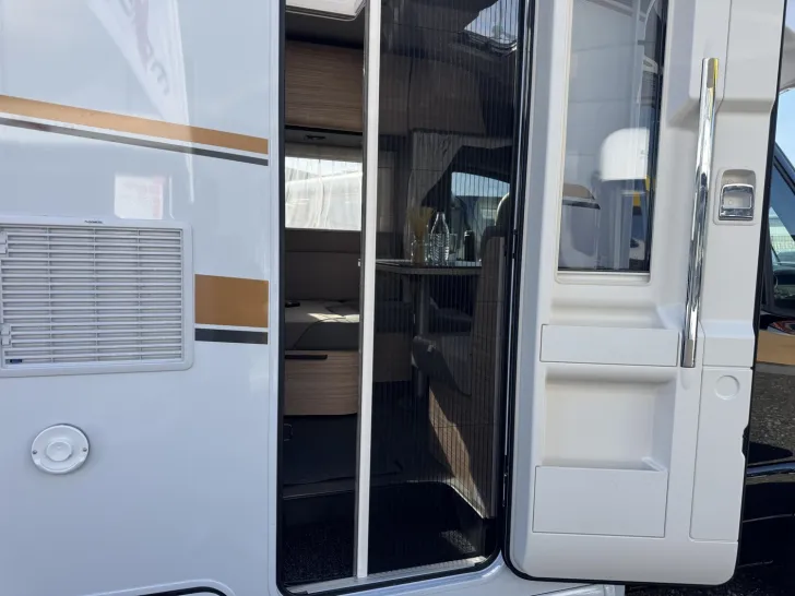Fahrzeugbild Malibu T 480 RB QB K comfort Mercedes #35