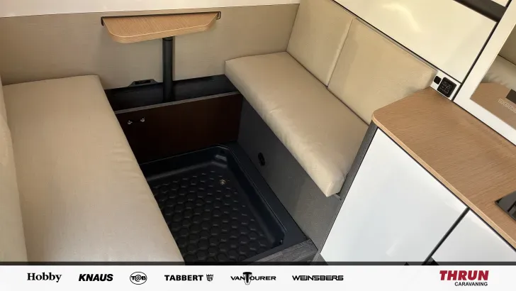 Sicht vorne-hinten Weinsberg CaraLife 630 LQ Automatik adapt. Tempomat