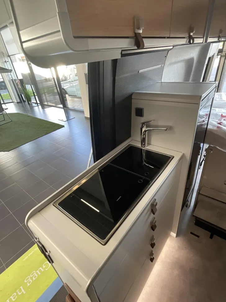 Fahrzeugbild Hymer Grand Canyon S Xperience 600 AHK, Solar, Winterp #10