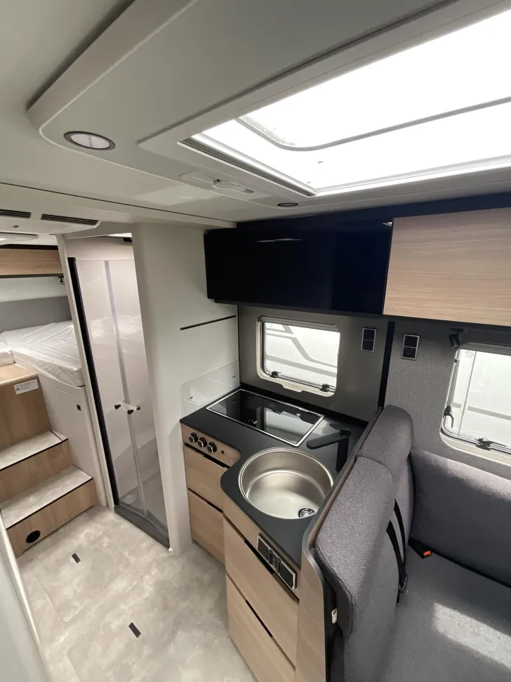 Fahrzeugbild Hymer B-Klasse MC T 680 Dachklima, Solar, Dieselheiz. #7