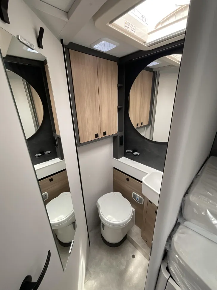 Fahrzeugbild Hymer B-Klasse MC T 680 Dachklima, Solar, Dieselheiz. #10