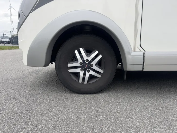 Fahrzeugbild Carthago chic c-line I 4.9 #45