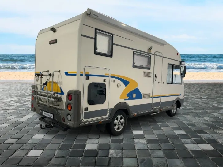 Fahrzeugbild Eura Mobil I 625 VB/Festbett/Hubbett/Garage/SAT/Solar #4