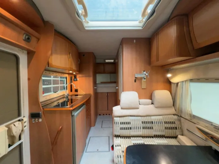 Fahrzeugbild Eura Mobil I 625 VB/Festbett/Hubbett/Garage/SAT/Solar #10