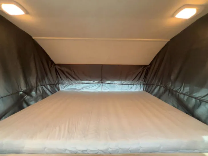 Fahrzeugbild Eura Mobil I 625 VB/Festbett/Hubbett/Garage/SAT/Solar #12