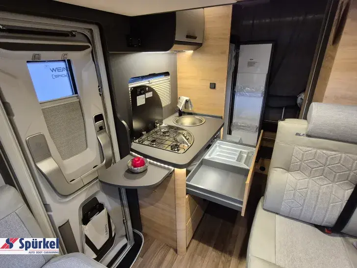 Fahrzeugbild Knaus L!VE WAVE 650 MEG Black Selection *TraumMobil*Autark e* #12