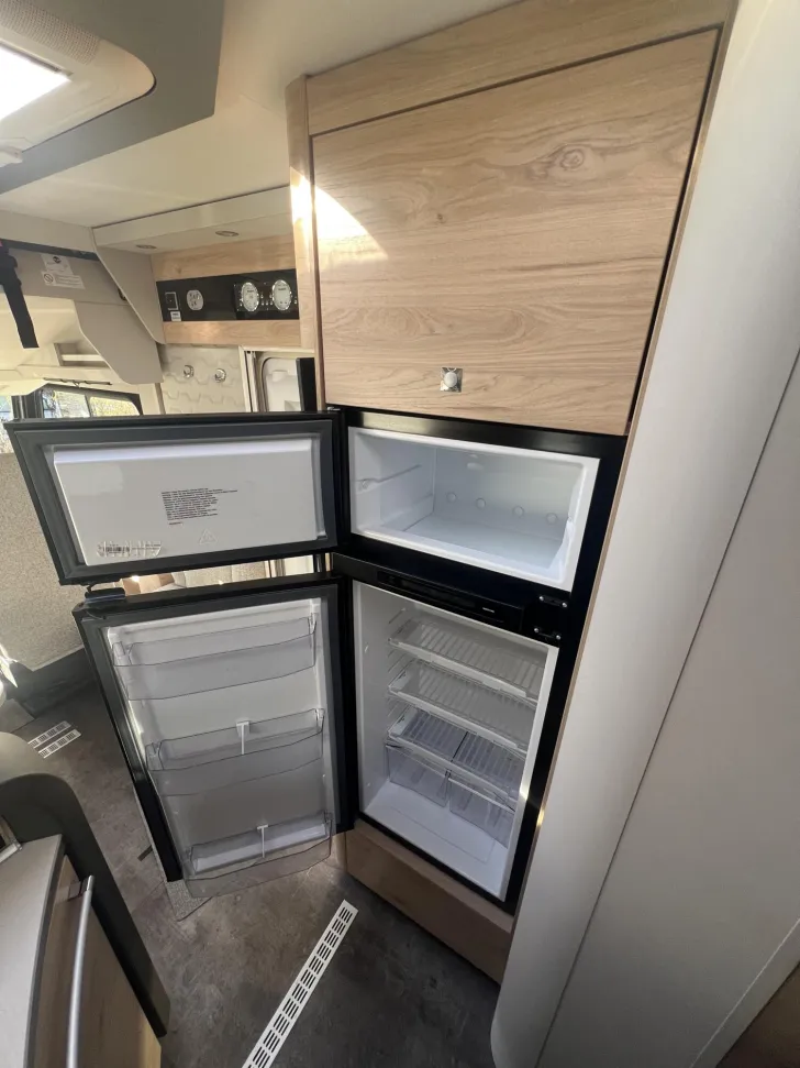 Fahrzeugbild Dethleffs Esprit I 7150-2 EB *SAT*NAVI*RFK*4500KG*ALDE*GT* #14