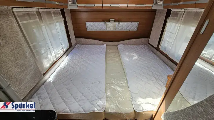 Fahrzeugbild LMC Musica 560 E Mover * Markise * Einzelbetten #14