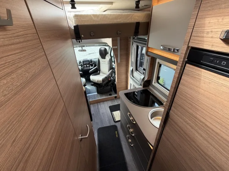 Fahrzeugbild Weinsberg CaraSuite EDITION SPICY 650 MEG #15