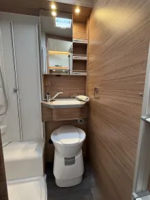 Fahrzeugbild Weinsberg CaraSuite EDITION SPICY 650 MEG #24