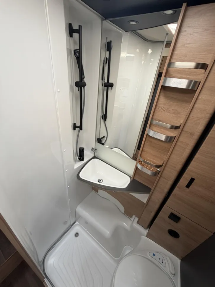 Fahrzeugbild Knaus L!VE TI PLATINUM SELECTION 650 MEG #18