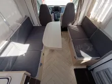 Fahrzeugbild Challenger Teilintegriert Graphite Edition 380 #4