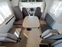 Fahrzeugbild Challenger Teilintegriert Graphite Edition 380 #5