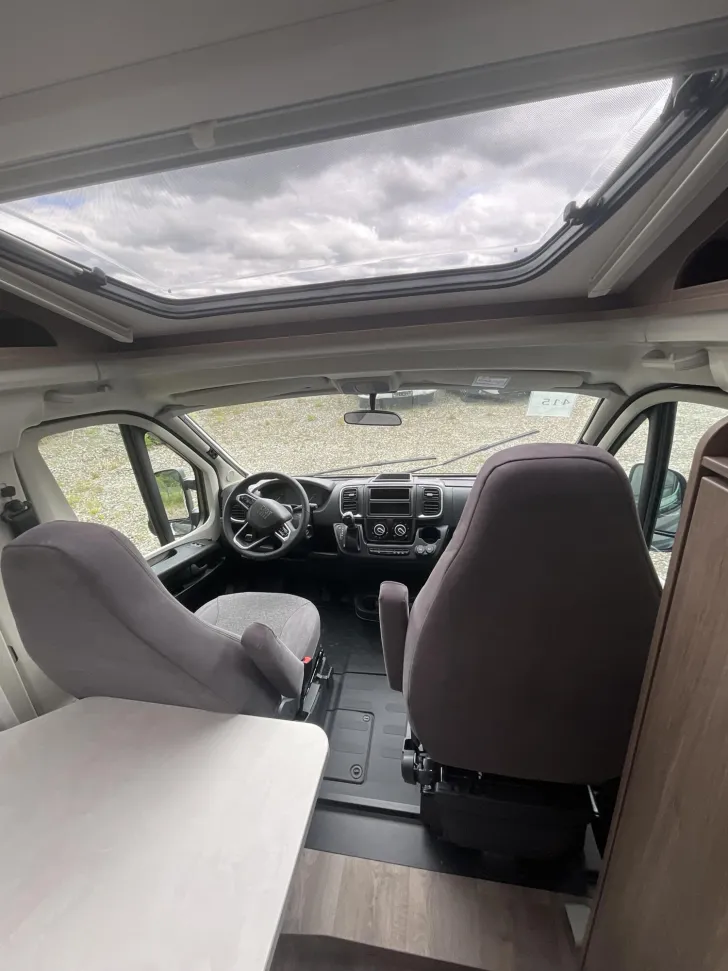 Fahrzeugbild Carado V 132 #12