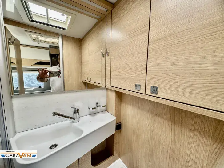 Fahrzeugbild Hymer B-Klasse MC I 600 BlackLine über 27.000 Euro Ersparnis! #11