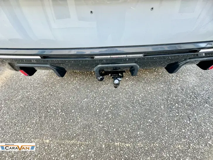 Fahrzeugbild Bürstner Signature SFT 7.0 ALDE/Hubstützen/Solar/180PS #27