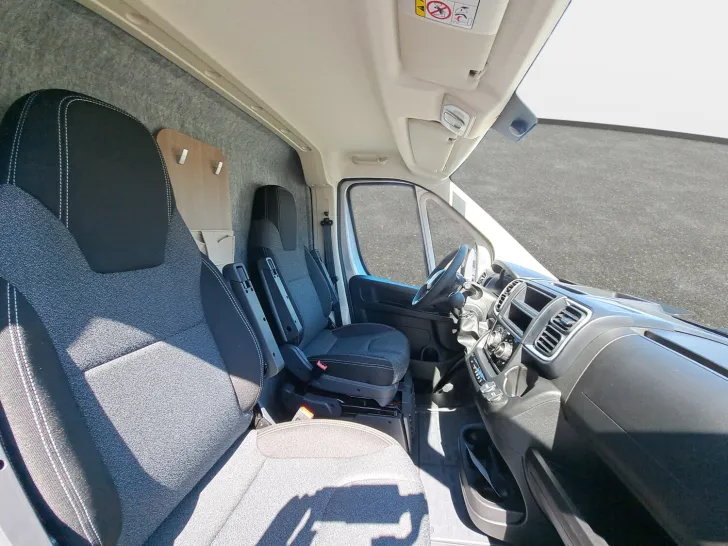 Fahrzeugbild Carado pro CV 541 Rahmenfenster, AWT isoliert #9