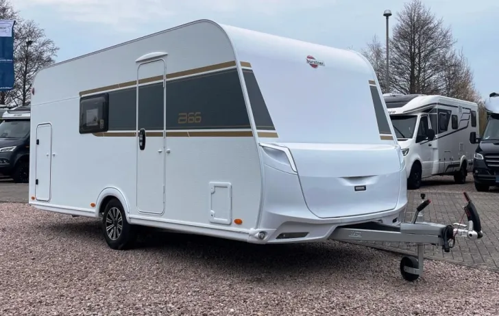 Fahrzeugbild Bürstner B66 480 TK Verfüg./Sparen Sie 3.630,- € #2