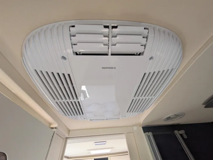 Fahrzeugbild Eura Mobil Integra 890 QB 180PS/Autom/Dachklima/Solar/Lithium/Wechselrichter/Markise/RFK #18