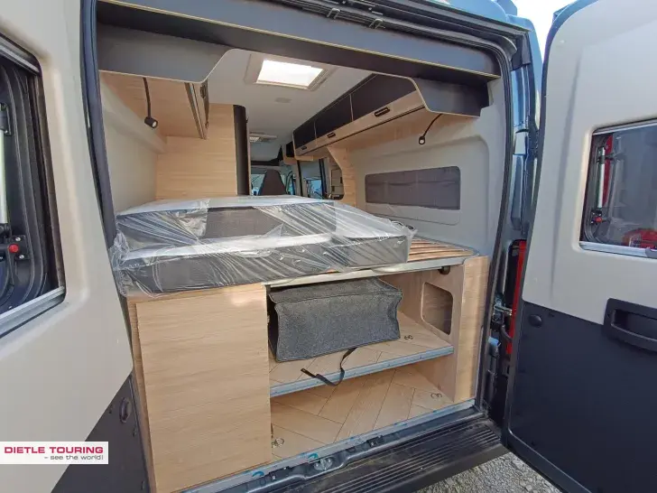 Fahrzeugbild Challenger Van Cosy Edition V217 #4