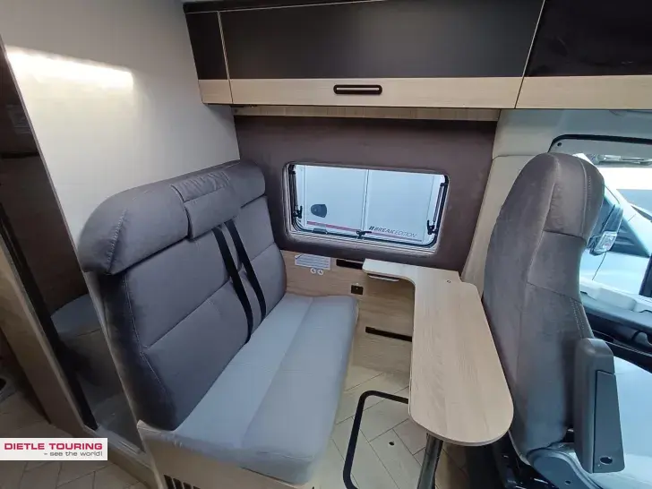 Fahrzeugbild Challenger Van Cosy Edition V217 #6