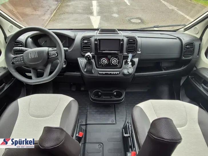 Fahrzeugbild Weinsberg CaraCompact EDITION PEPPER 600 MEG *TraumMobil*opt. Autark-e* #8