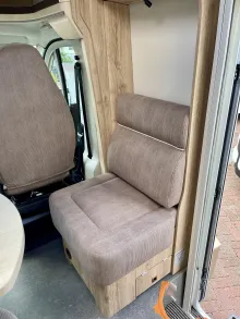 Fahrzeugbild Eura Mobil Profila T 720 EB Mondial Edition Edition 101 5 Jahre Garantie #8