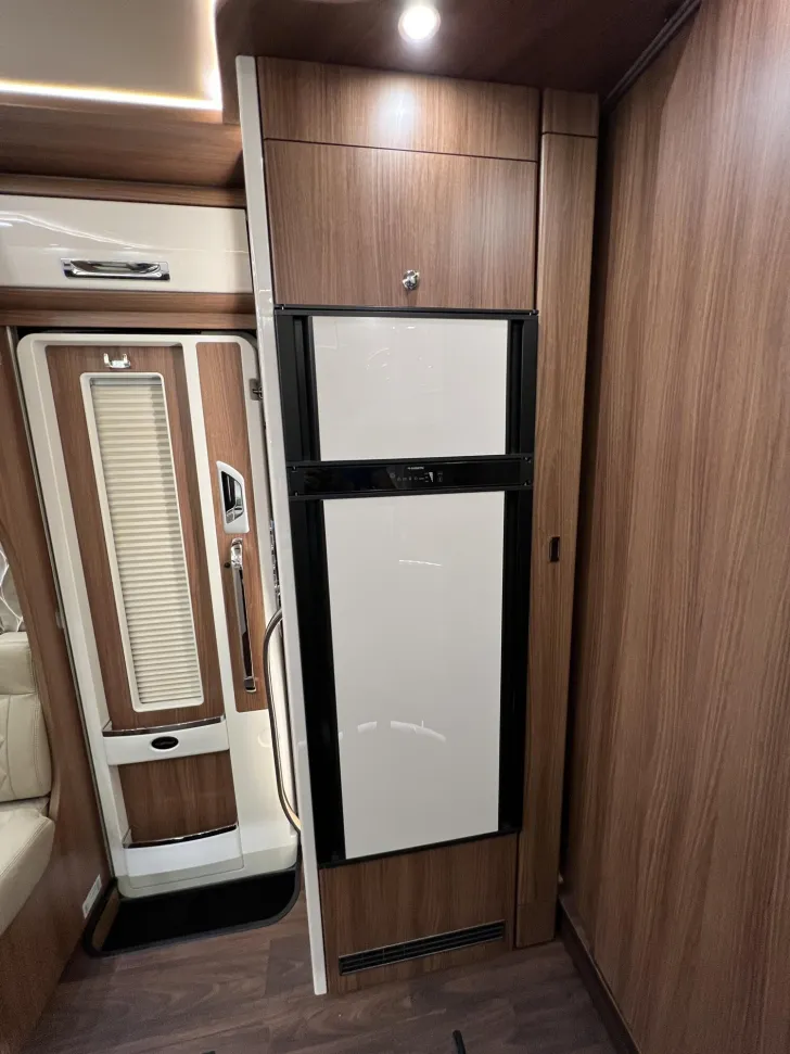 Fahrzeugbild Carthago chic s-plus I 61 XL LE Strategic Buy (337) #22